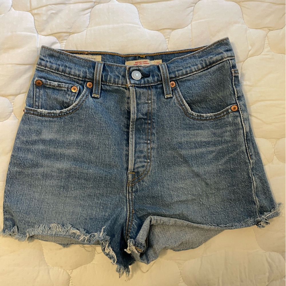 Levi Ribcage Shorts - Picture 2 of 2